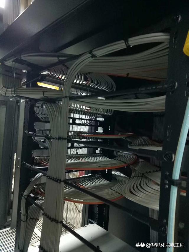 智能化弱电工程机房建设施工案例图片分享,施工队伍参考学习模板